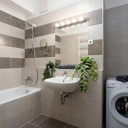 New Atrium Residences With Free Private Parking *