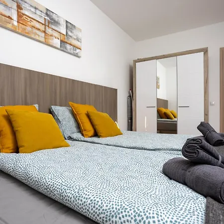 Apartament New Atrium Residences With Free Private Parking