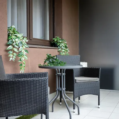 New Atrium Residences With Free Private Parking Apartament Budapesta