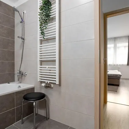 New Atrium Residences With Free Private Parking *